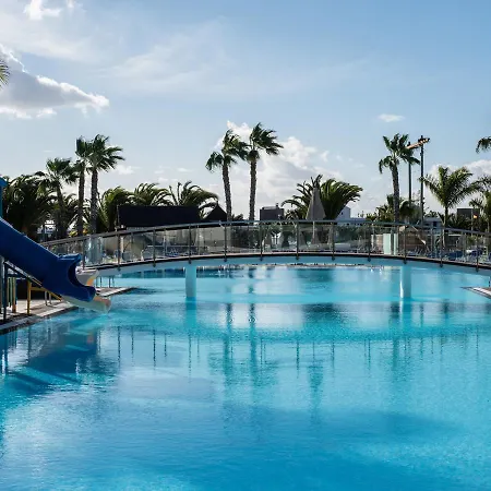 Apartamento Tropical Adjoining Playa Blanca (Lanzarote)