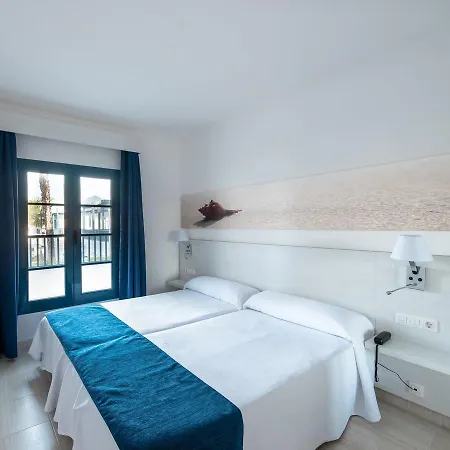 Apartamento Tropical Adjoining Playa Blanca (Lanzarote)